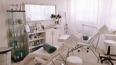 solanie kozmetický salón štúrovo.jpg